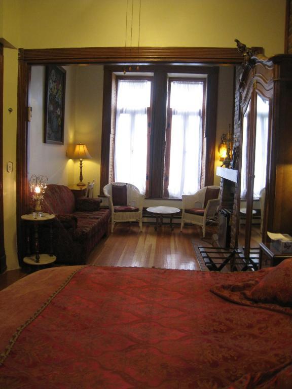 De La Fontaine 3*